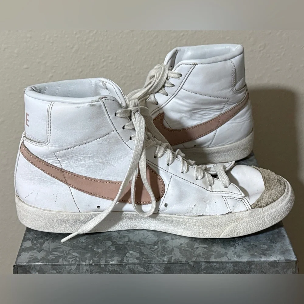 Nike Women’s Blazer High-Top Basketball Shoes Sneakers, Size 8.5